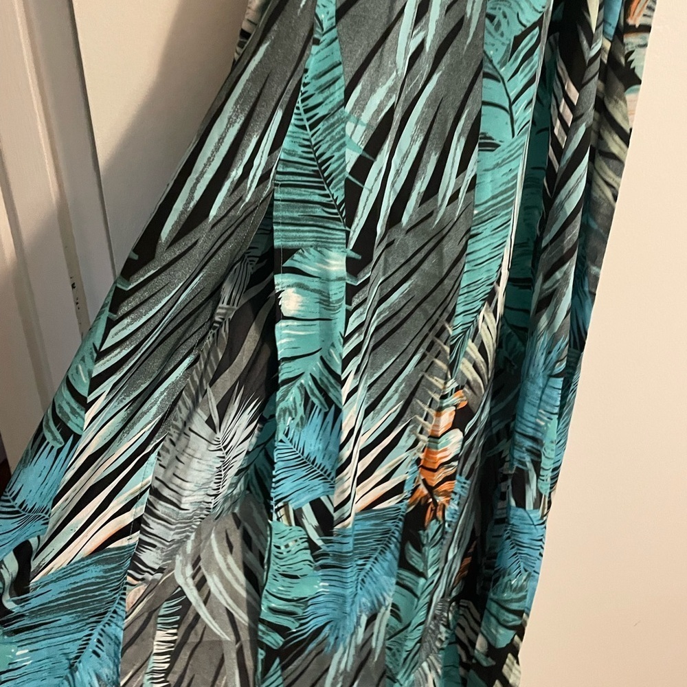 Cupshe Teal and Orange Leaf Print Maxi Dress - Picture 3 of 5